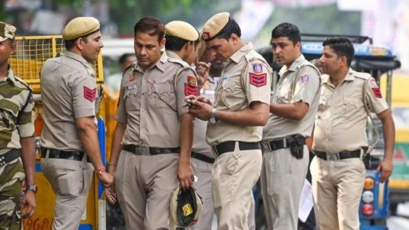Delhi crime: ఢిల్లీలో దారుణం.. హోలీ వేడుకల్లో గొడవ, యువకుడిని దారుణంగా చంపారు