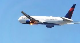Delta Flight fire Broke: టేకాప్ అయిన కాపటికే ఇంజన్‌లో మంటలు.. 300 మంది ప్రయాణికుల్లో టెన్షన్, చివరకు