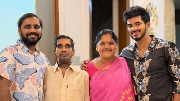 Demon Pawan Father: డెమోన్ పవన్ ఇంట్లో తీవ్ర విషాదం.. క్యాన్సర్ తో తండ్రి మరణం..