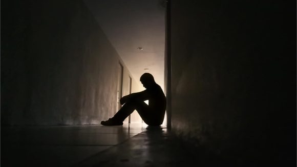 Mental health: చిన్న చిన్న విషయాలకు కుంగిపోతున్నారా ? మీ మనస్తత్వాన్ని మార్చుకోండిలా!
