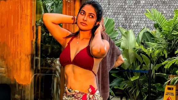 అమ్మాయిల డ్రస్సులపై దివి బోల్డ్ రియాక్షన్.. నో కామెంట్స్..జస్ట్ ఎంజాయ్!