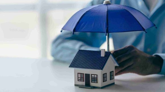 Home Insurance: హోం ఇన్సూరెన్స్ తో ఇంటికి ధీమా.. మీ పెట్టుబడికి ప్రొటెక్షన్