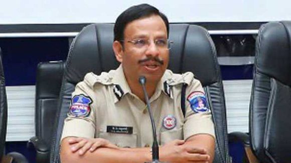 Cyber Simba: వాట్సాప్ గ్రూపుల్లో కేవలం గుడ్ మార్నింగ్ మెసేజ్‌లే కాదు.. సైబర్ అవగాహన పెంచండి: సీపీ సజ్జనార్