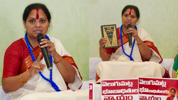 Kalvakuntla Kavitha: పేదల గుడిసెలు కూల్చి.. పెద్దలకు కట్టబెడతారా? కాంగ్రెస్ సర్కార్‌పై కవిత ఫైర్!