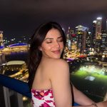 Mehreen Pirzada : పొట్టి గౌనులో పరువాల విందు చేస్తున్న మెహ్రీన్.. లుక్ అదుర్స్..