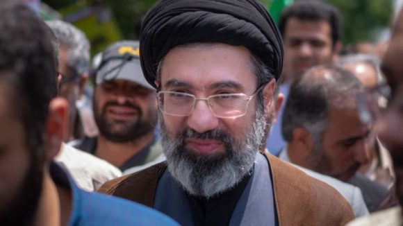 Iran Supreme Mojtaba: ఇరాన్‌ కొత్త సుప్రీం ఖమేనీ కొడుకు మొజ్తబా? రేసులో ముగ్గురు వ్యక్తులు