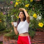 Nabha Natesh: తొలకరి జల్లులలో ఫిల్టర్ కాఫీతో గ్లామర్ టచ్ ఇచ్చిన నభా నటేష్!