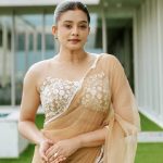 Priyamani: కరీనా కపూర్‌లా చూపిస్తానన్నారు..అందుకే బికినీ వేసుకున్నా.. ప్రియమణి షాకింగ్ కామెంట్స్..