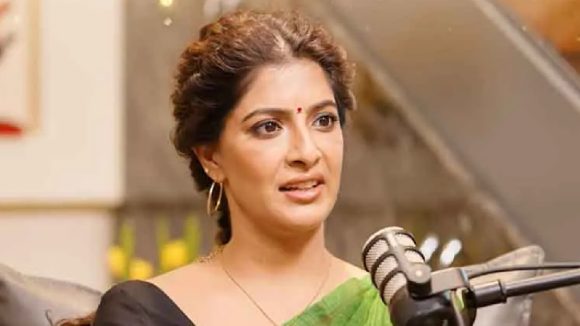 Varalaxmi Sarathkumar: నా పీరియడ్స్ అలాంటి సీన్స్ కి అలవాటు పడిపోయాయి: వరలక్ష్మి శరత్ కుమార్