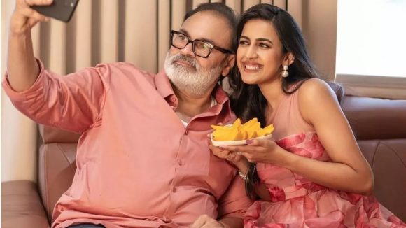 Niharika Konidela: నాగబాబు సినిమాల పై నిహారిక షాకింగ్ కామెంట్స్…మోసం చేశారంటూ!