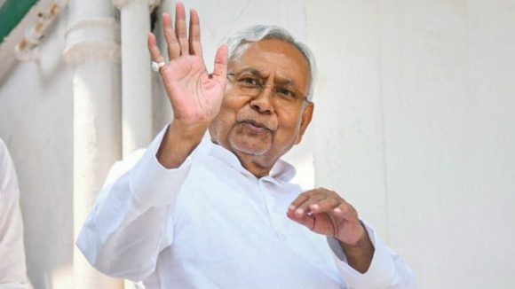 Nitish Kumar Resigns: బీహార్‌లో ముగిసిన నితీష్ శకం.. ఇకపై పెద్దల సభకు,  కొత్త ప్రభుత్వానికి ఫుల్ సపోర్ట్