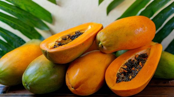Papaya: బొప్పాయి పొడవుగా ఉన్నది కొనాలా? గుండ్రనిది కొనాలా? ఏది తియ్యగా ఉంటుంది?