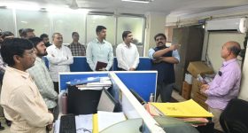 Shamshabad Airport: శంషాబాద్ ఎయిర్‌పోర్టులో టెన్షన్ టెన్షన్.. బాంబు బెదిరింపు, సింగపూర్ ఎయిర్‌లైన్స్ రద్దు