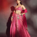 Raashii Khanna: లెహంగా అందాలతో గిలిగింతలు పెడుతున్న రాశి ఖన్నా!
