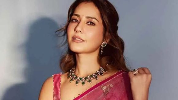 Raashii Khanna : జ్వరంతో ఇబ్బంది పడుతున్న రాశి.. డాక్టర్ ఎవరో తెలిస్తే అవాక్కవుతారు..!