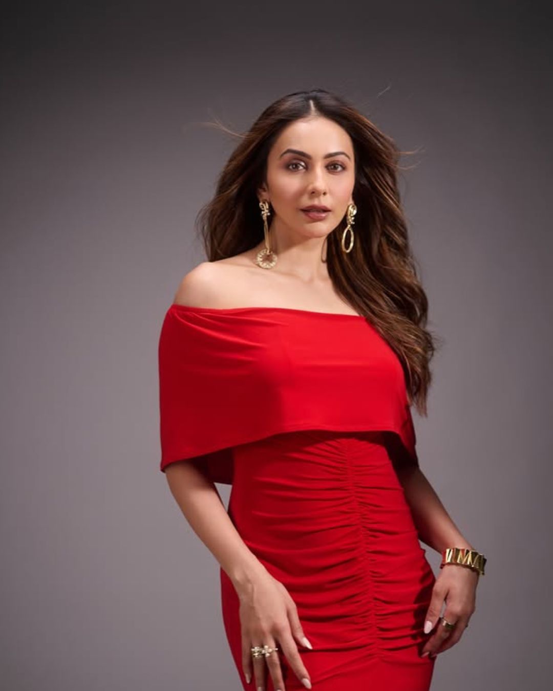 Rakul Preeth Singh : అబ్బా.. రెడ్ డ్రెస్ లో హీటెక్కిస్తున్న రకుల్.. మావా కష్టమే..