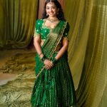 Saanve Megghana: ఉగాది స్పెషల్.. పదహారణాల తెలుగమ్మాయిలా ఆకట్టుకుంటున్న శాన్వి!