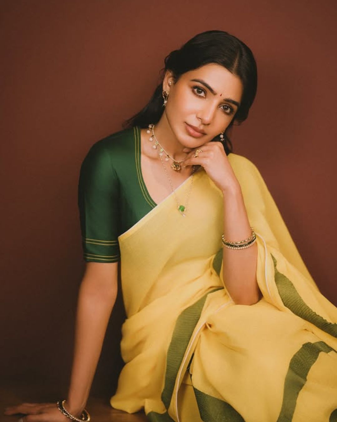 Samantha : చీరలో బాపుబొమ్మలా మెరిసిపోతున్న సమంత.. ఎంత అందంగా ఉందో…