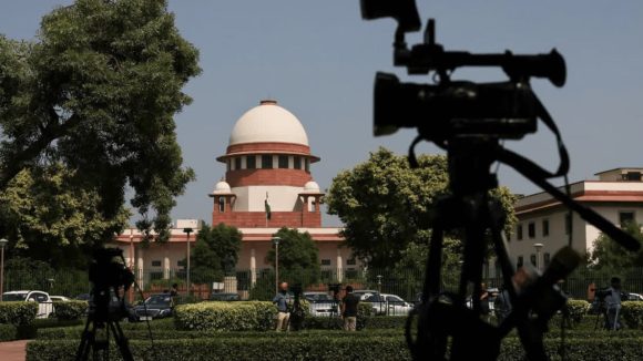 Supreme Court: నెలసరి సెలవు ఇష్యూ.. అలాగైతే మహిళల కెరీర్‌ క్లోజ్, సుప్రీంకోర్టు కీలక వ్యాఖ్యలు
