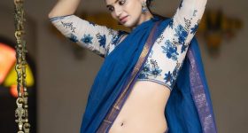 Jabardasth Varsha: చీరకట్టులో నడుము వయ్యారాలతో గలిగింతలు పెడుతున్న వర్ష!
