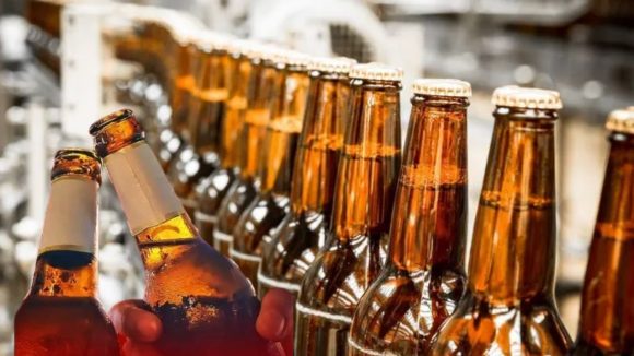 Beer Crisis in Summer: మందుబాబులకు షాక్.. త్వరలో బీర్ల రేట్లు పెంపు ఎంతంటే!