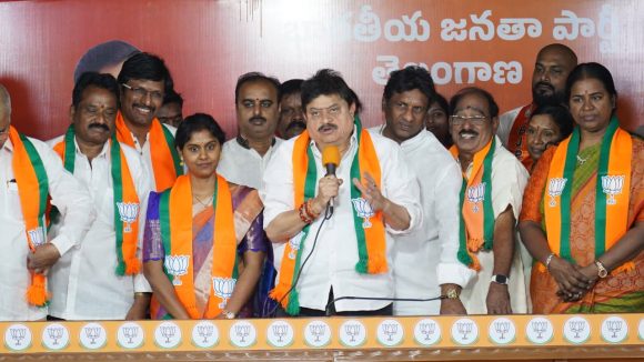 Ramchander Rao: కాంగ్రెస్, బీఆర్ఎస్, ఎంఐఎం మధ్య చీకటి ఒప్పందం :  బీజేపీ రాష్ట్ర అధ్యక్షుడు రాంచందర్ రావు