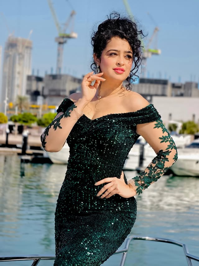 Apsara Rani photo Gallery