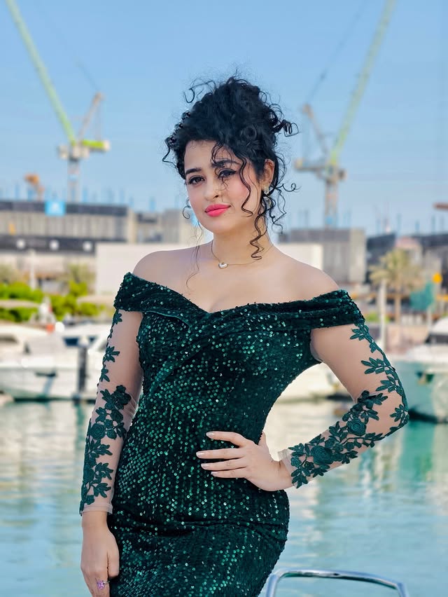 Apsara Rani photo Gallery