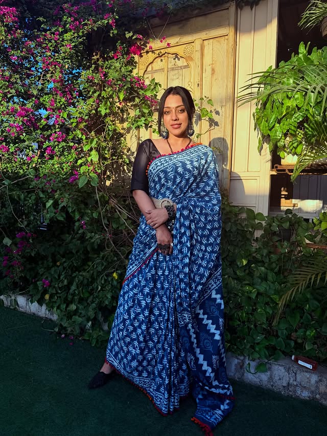 Devayani Sharma photo Gallery