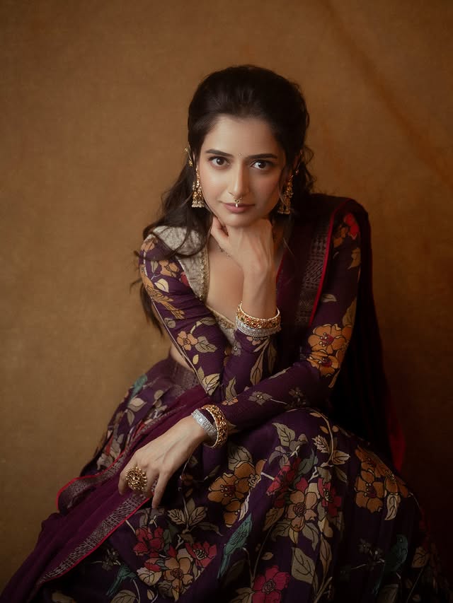 Ashika Ranganath Photo Gallery