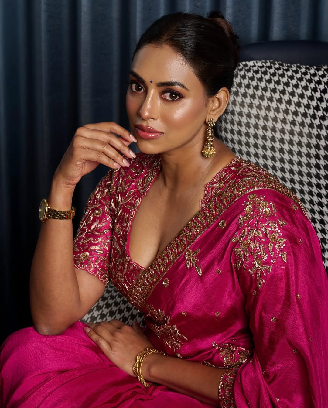 Kamakshi Bhasharla photo Gallery