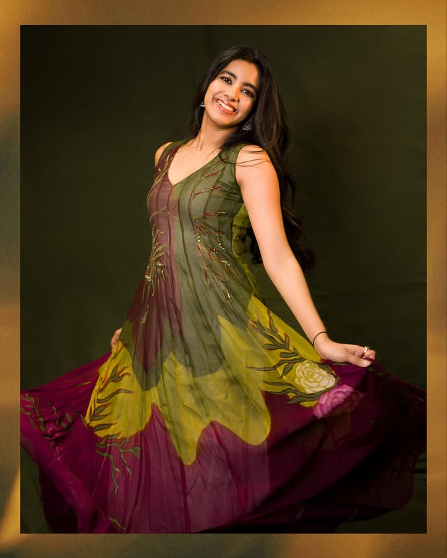 Shivani Nagaram photo Gallery