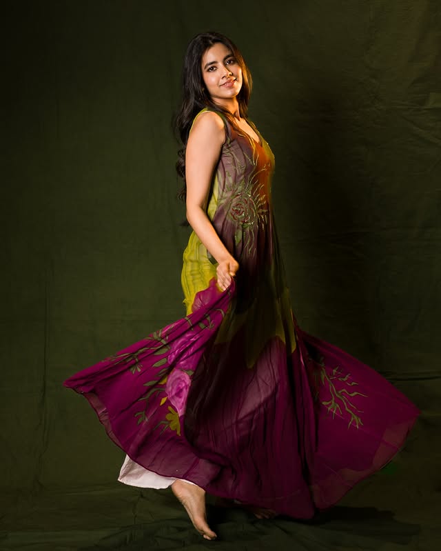 Shivani Nagaram photo Gallery