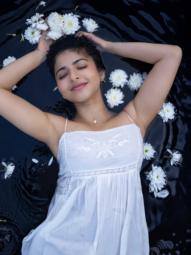 Iswarya Menon ( Source / Instagram ) Iswarya Menon Photo gallery