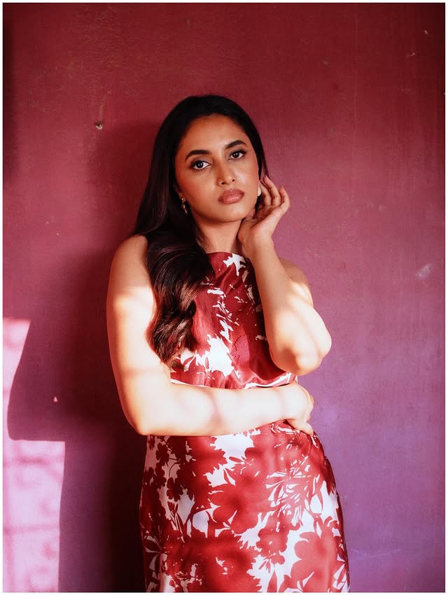 Priyanka Mohan( Source/ Instagram) Priyanka Mohan Photo Gallery