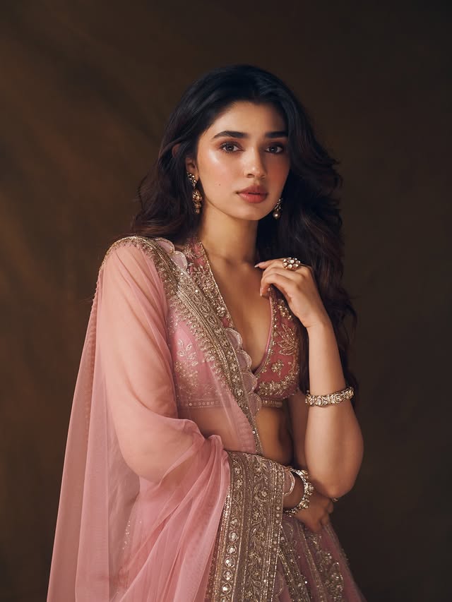 Krithi Shetty (Source /instagram) Krithi Shetty Photo Gallery