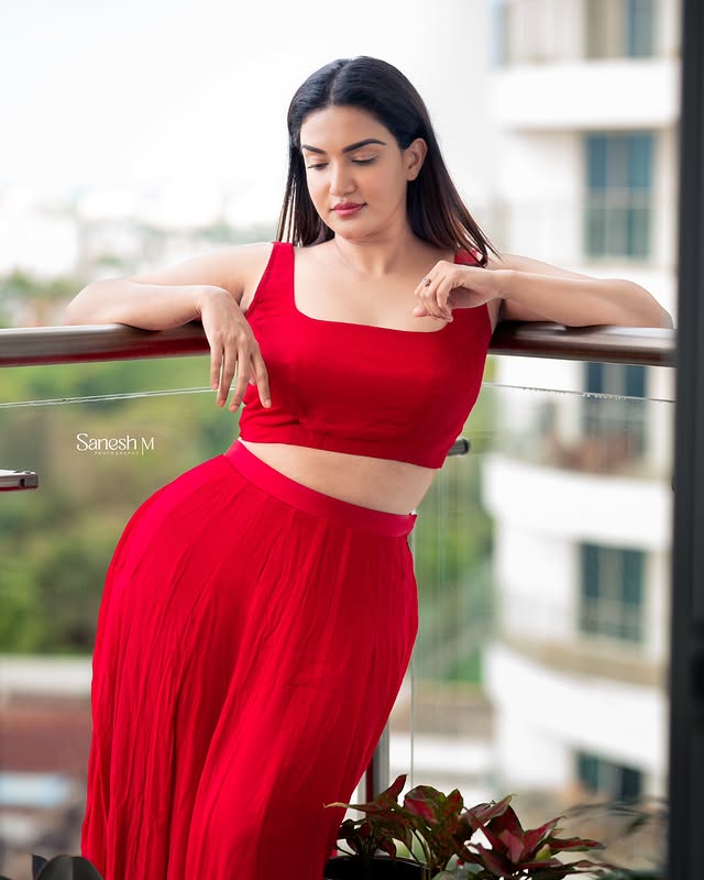 Honey Rose photo Gallery