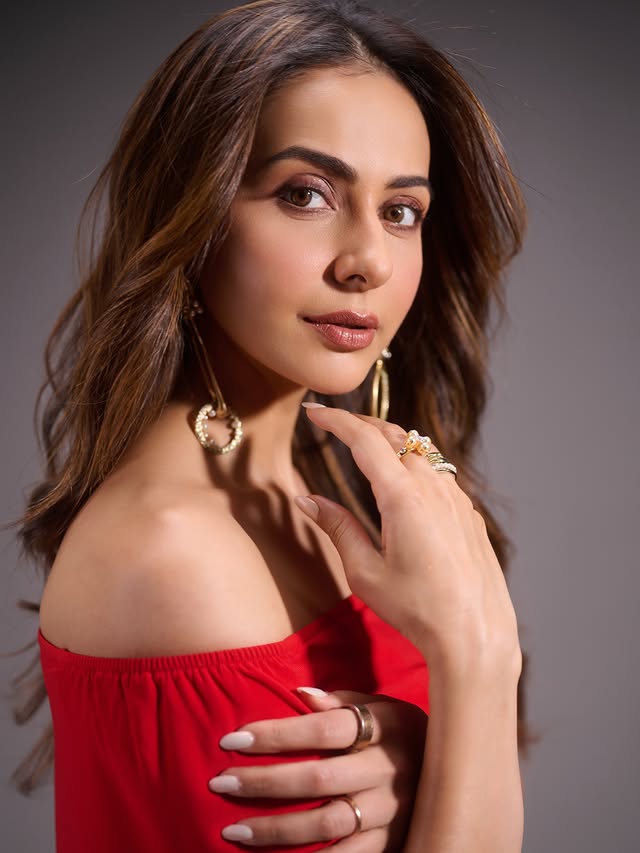 Rakul Preeth Singh Photo Gallery