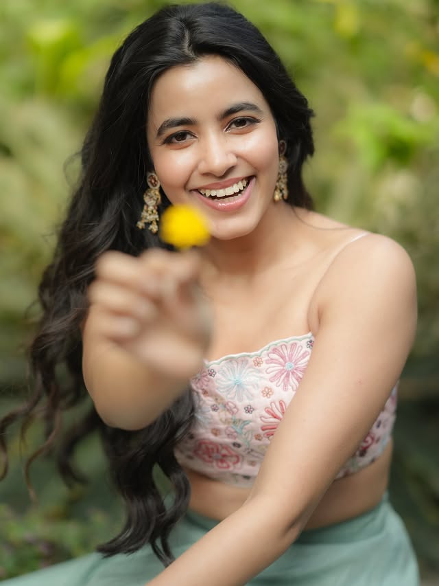 Shivani Nagaram photo Gallery