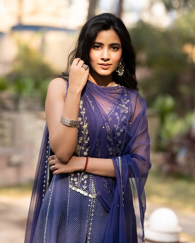 Shivani Nagaram photo Gallery