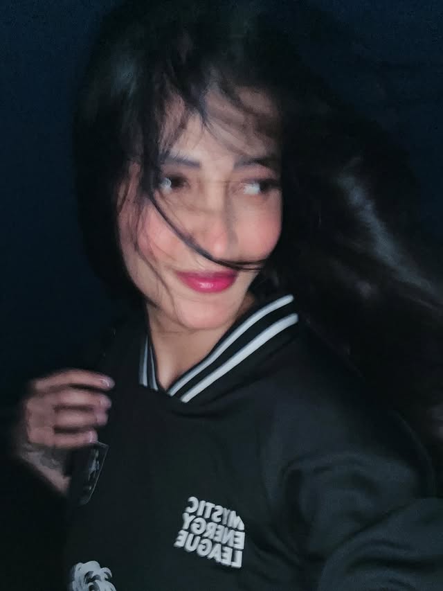 Shruthi Haasan photo Gallery
