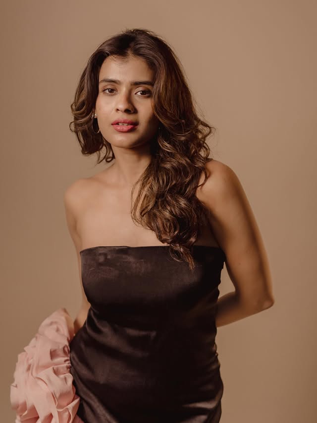 Hebah Patel Photo Gallery