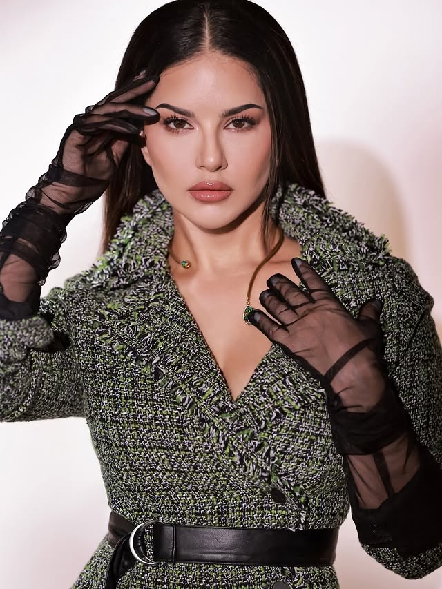 Sunny Leone photo Gallery