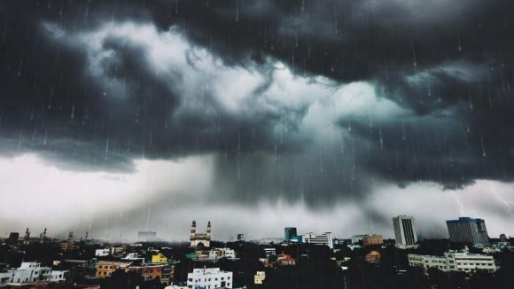 హైదరాబాద్ లో పలు ప్రాంతాల్లో భారీ వర్షం.. రాబోయే 2 గంటల్లో..