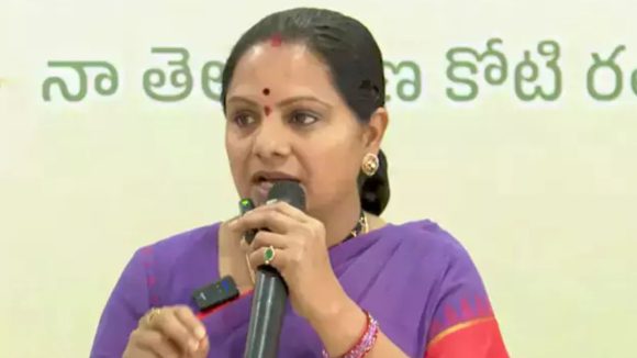 Kavitha Kalvakuntla: వెలుగుమట్ల భూ పోరాటం.. దీక్ష విరమించిన కవిత.. ప్రభుత్వానికి సీరియస్ వార్నింగ్!