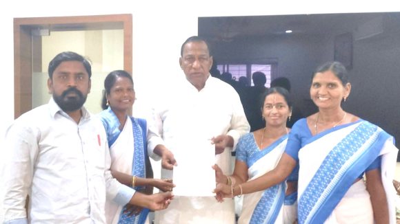 Medchal News: ఆశా వర్కర్ల సమస్యలు పరిష్కరించాలి.. ఎమ్మెల్యే మల్లారెడ్డికి సిఐటియు వినతి