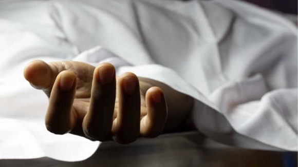 Student Suicide: సికింద్రాబాద్‌లో విషాదం.. మెట్రో స్టేషన్‌ పైనుంచి దూకి బీటెక్ విద్యార్థి ఆత్మహత్య