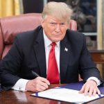 Trump Signature: చారిత్రక రికార్డు.. డాలర్ నోటుపై ట్రంప్ సంతకం
