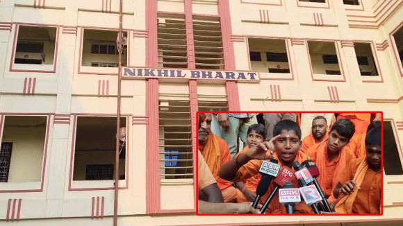Jagtial District: మెట్‌పల్లిలో ఉద్రిక్తత.. హనుమాన్ మాలధారులకు స్కూల్‌ నో ఎంట్రీ.. పాఠశాల ఎదుట స్వాముల ధర్నా!