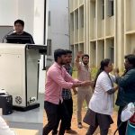 Bengaluru Incident: విద్యాబుద్ధులు నేర్పాల్సిన గురువే లవ్ పాఠాలు చెబితే.. విద్యార్థిని చెప్పుతో దెబ్బ.. వీడియో వైరల్!
